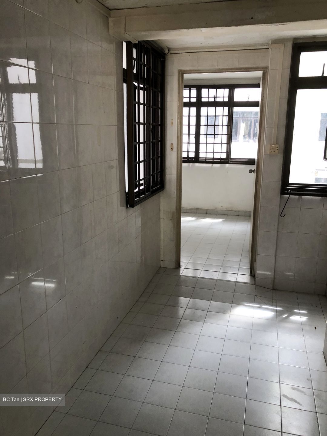 Blk 28 Jalan Klinik (Bukit Merah), HDB 3 Rooms #336926271